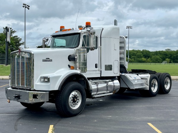 Used 2007 Kenworth T800 Sleeper - CAT C15 - 625 HP - 18 Speed Manual for sale Sold at Chicago Motor Cars in West Chicago IL 60185 1