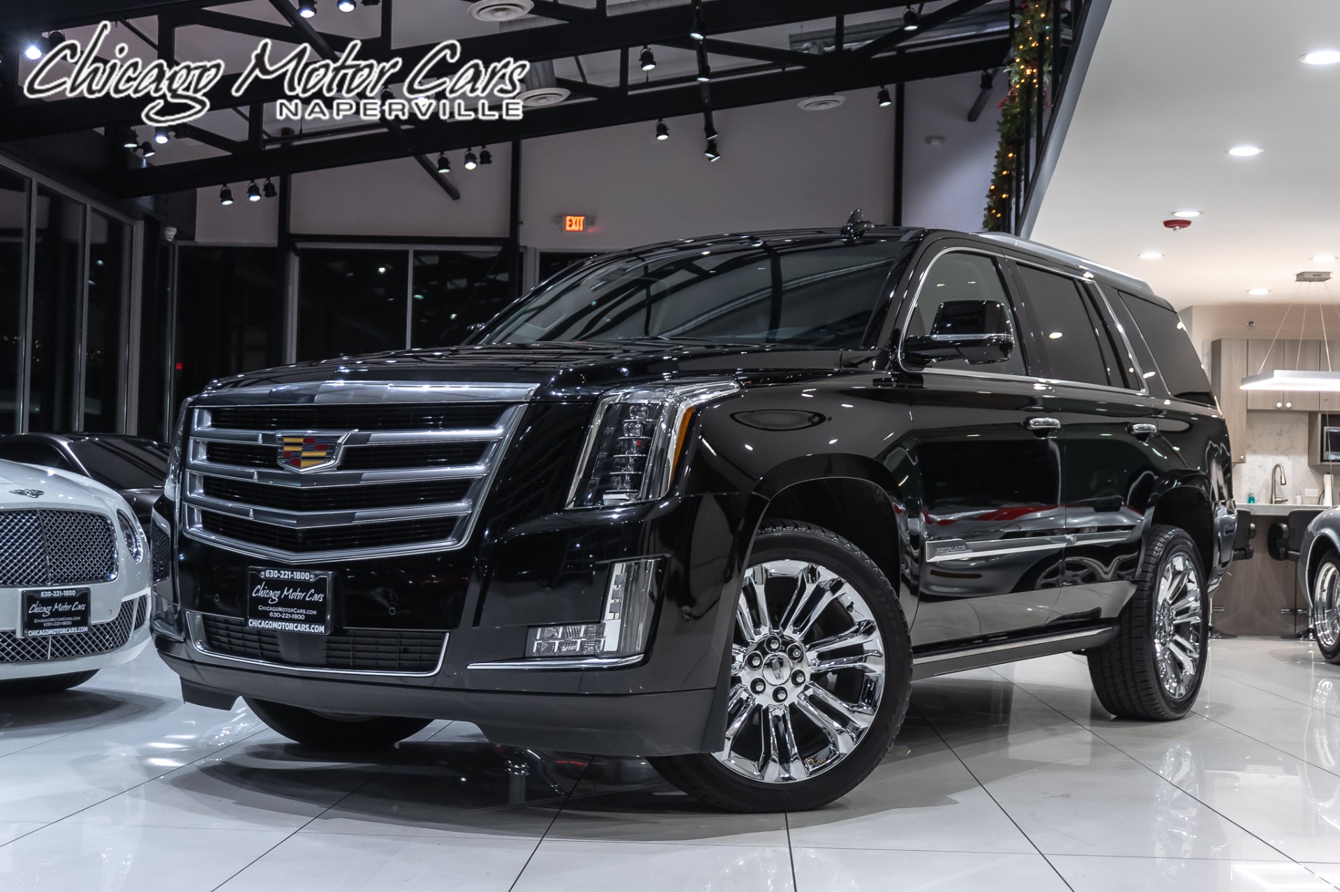 Used 2017 Cadillac Escalade Premium Luxury 4WD HEADS UP DISPLAY LANE