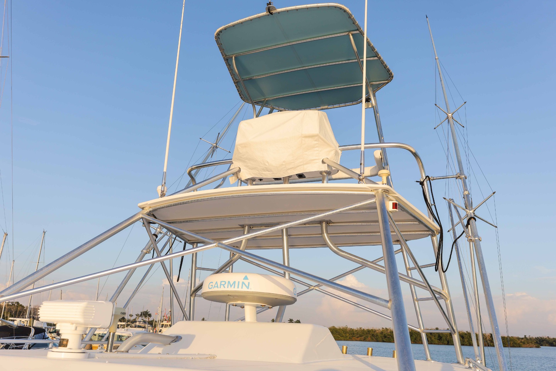 Used-2005-Luhrs-38-Sport-Fish-Cuddy-Cabin