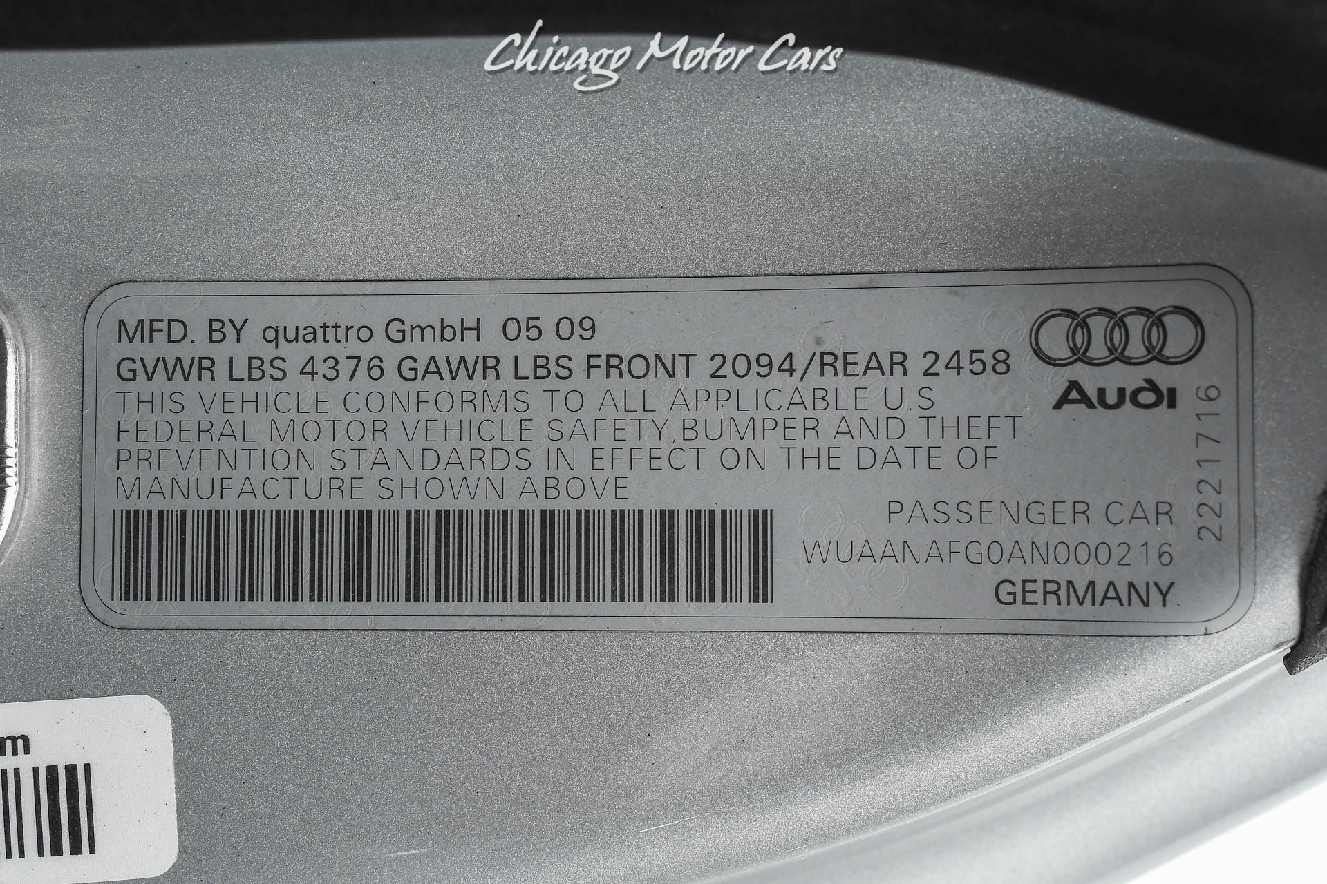 Used-2010-Audi-R8-52-V10-quattro-168kMSRP-Carbon-Fiber-R-Tronic