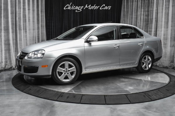 Used 2009 Volkswagen Jetta SE for sale Sold at Chicago Motor Cars in West Chicago IL 60185 1