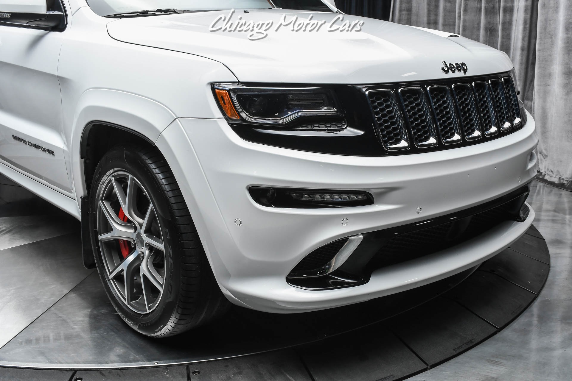 Used-2016-Jeep-Grand-Cherokee-SRT-SUV-Only-30k-Miles-LOADED-LAGUNA-LEATHER-Rear-Entertainment