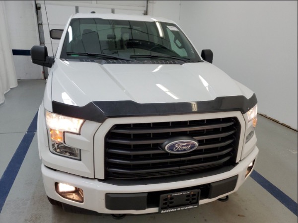 Used-2017-Ford-F-150-XLT-4x4-SuperCrew-Pickup-35L-Ecoboost-55-ft-SB-Loaded-White-F150-Sport