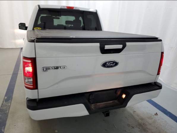 Used 2017 Ford F-150 XLT 4x4 SuperCrew Pickup 3.5L Ecoboost 5.5 ft. SB Loaded White F150 Sport for sale Sold at Chicago Motor Cars in West Chicago IL 60185 4