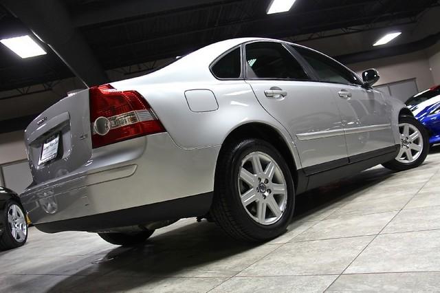 New-2007-Volvo-S40-24L