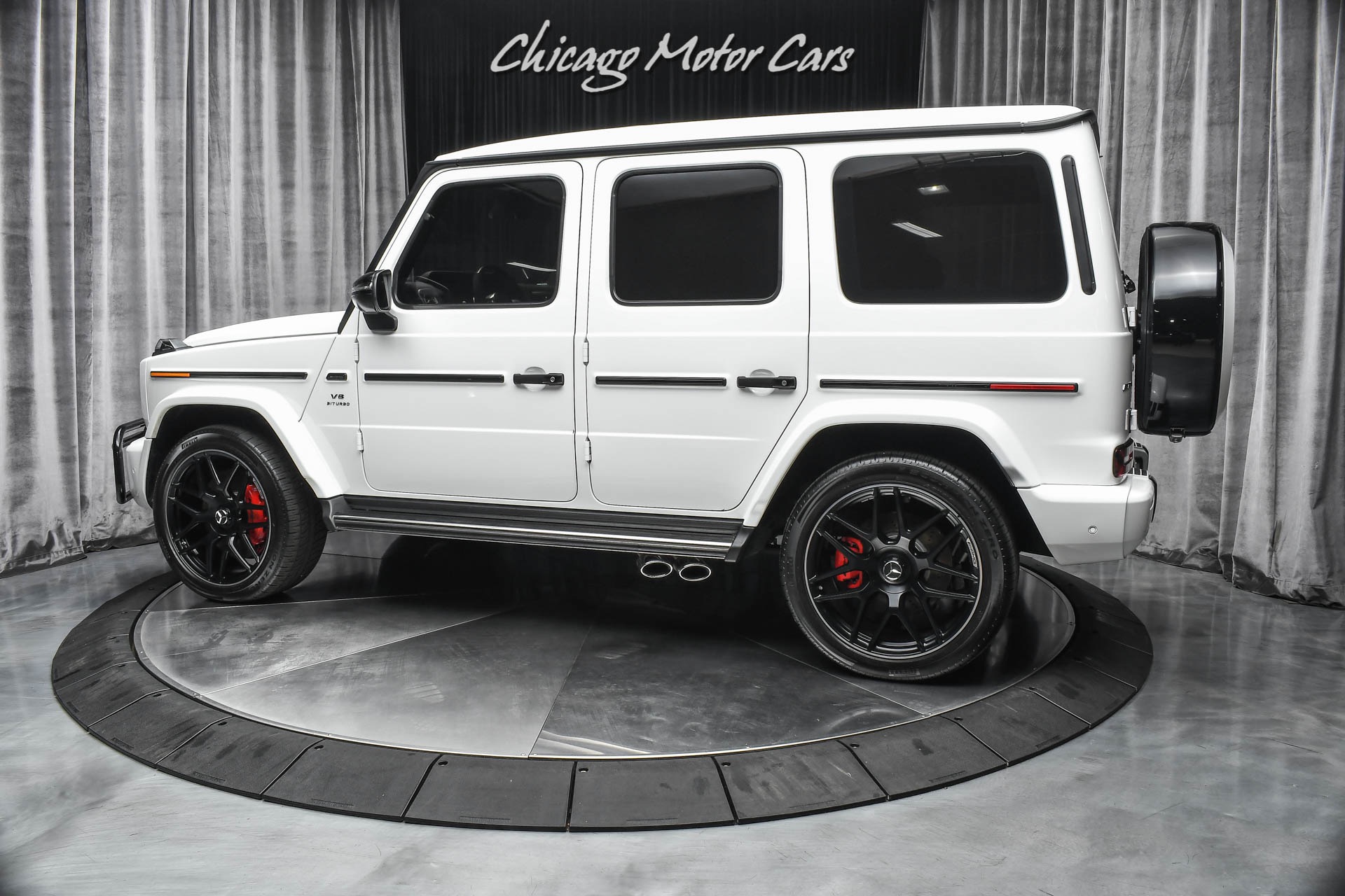 Used Mercedes Benz G63 Amg G63 G Manufaktur Interior Package Hot White On Red Carbon Fiber For Sale Special Pricing Chicago Motor Cars Stock