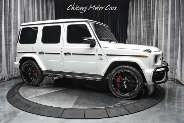 Used-2020-Mercedes-Benz-G63-AMG-G63-G-Manufaktur-Interior-Package-HOT-White-on-Red-Carbon-Fiber