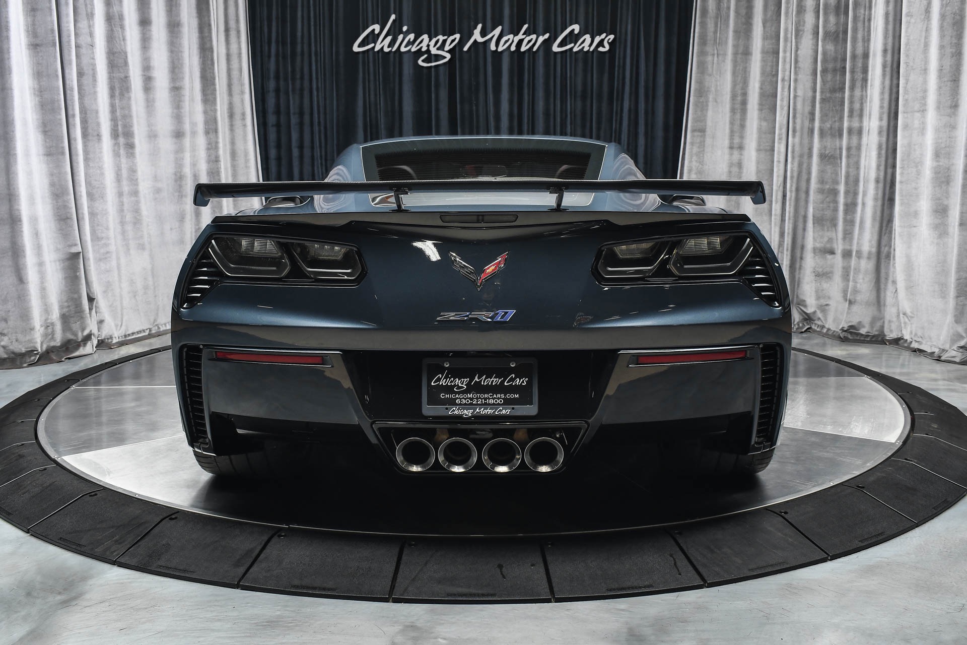 Used-2019-Chevrolet-Corvette-ZR1-RARE-7-SPEED-MANUAL-COMPETITION-SEATS