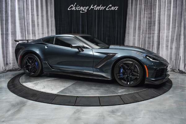 Used-2019-Chevrolet-Corvette-ZR1-RARE-7-SPEED-MANUAL-COMPETITION-SEATS