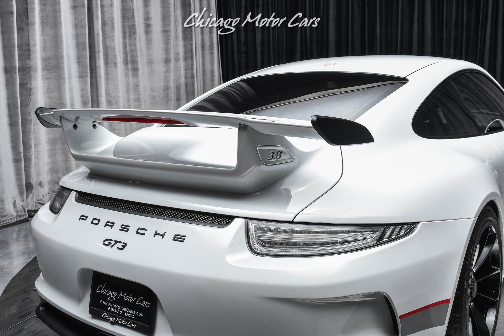 Used-2015-Porsche-911-GT3-LIGHT-WEIGHT-BUCKET-SEATS-SPORT-CHRONO-PACKAGE-PDLS
