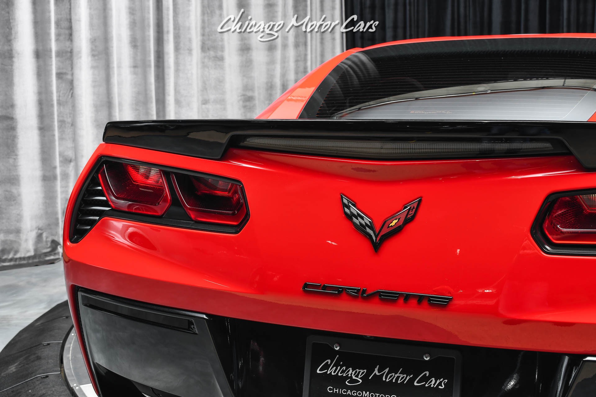 Used-2019-Chevrolet-Corvette-Stingray-Z51-Wheels-8-Speed-Automatic