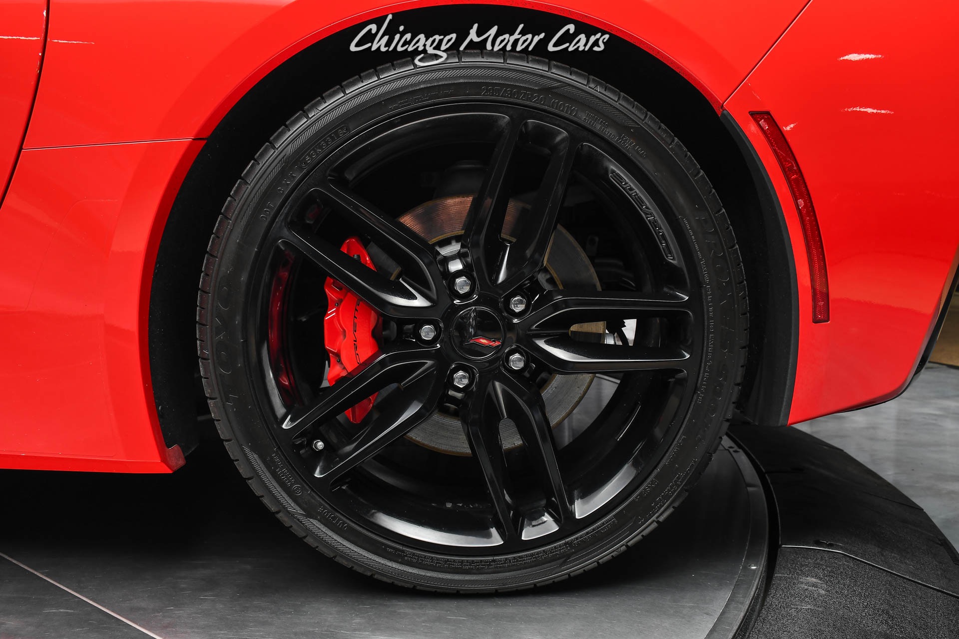 Used-2019-Chevrolet-Corvette-Stingray-Z51-Wheels-8-Speed-Automatic