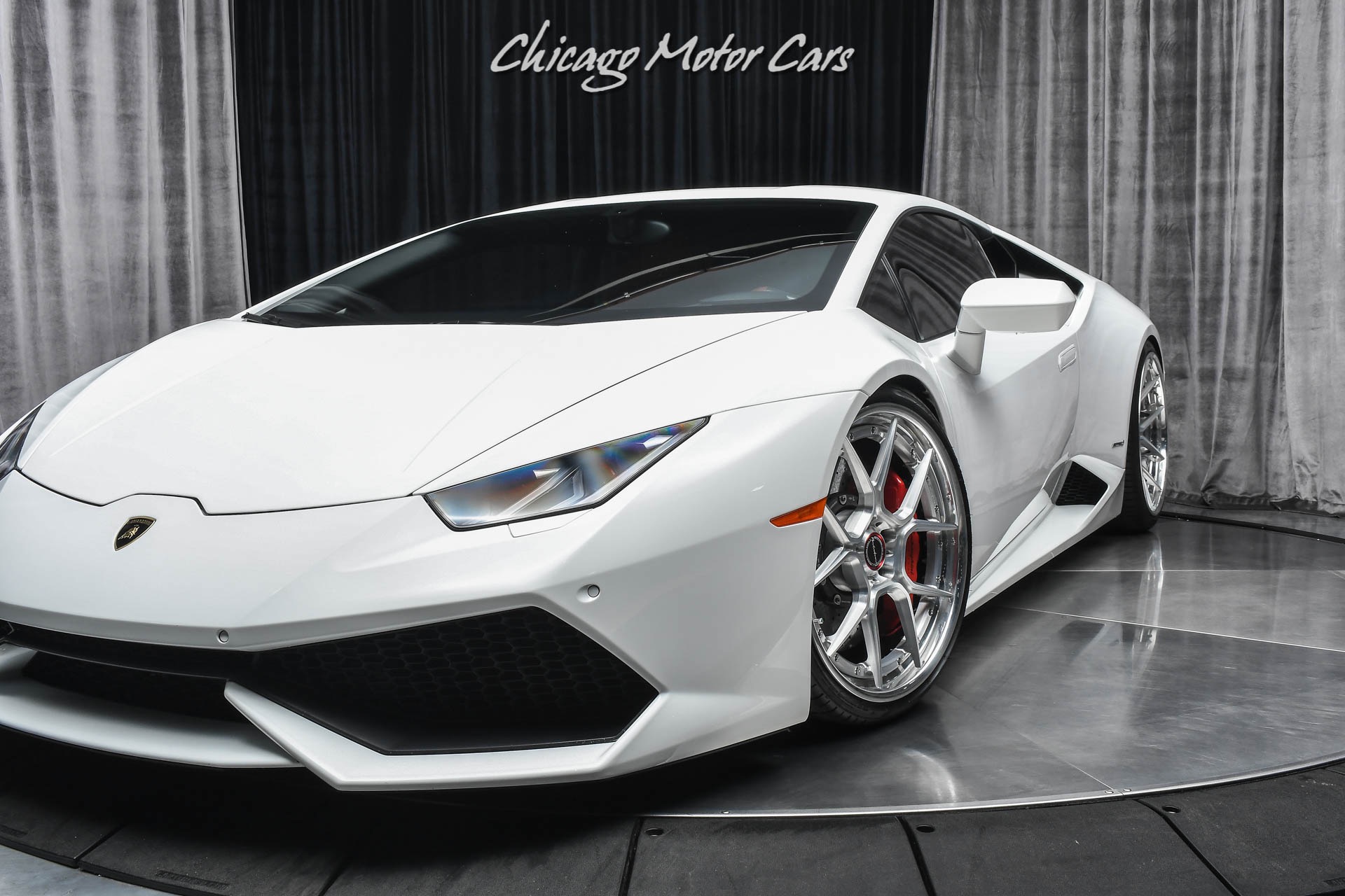 Used-2015-Lamborghini-Huracan-LP610-4-Coupe-Amazing-Spec-Upgrades-Serviced-Perfect