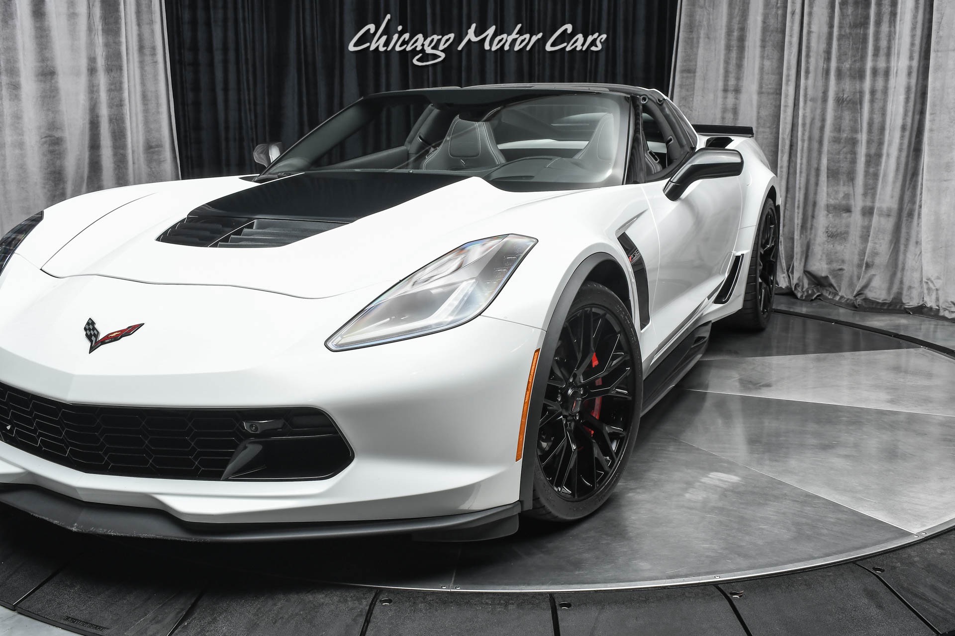 Used-2017-Chevrolet-Corvette-Z06-Low-Miles-8-Speed-Automatic-Carbon-Fiber