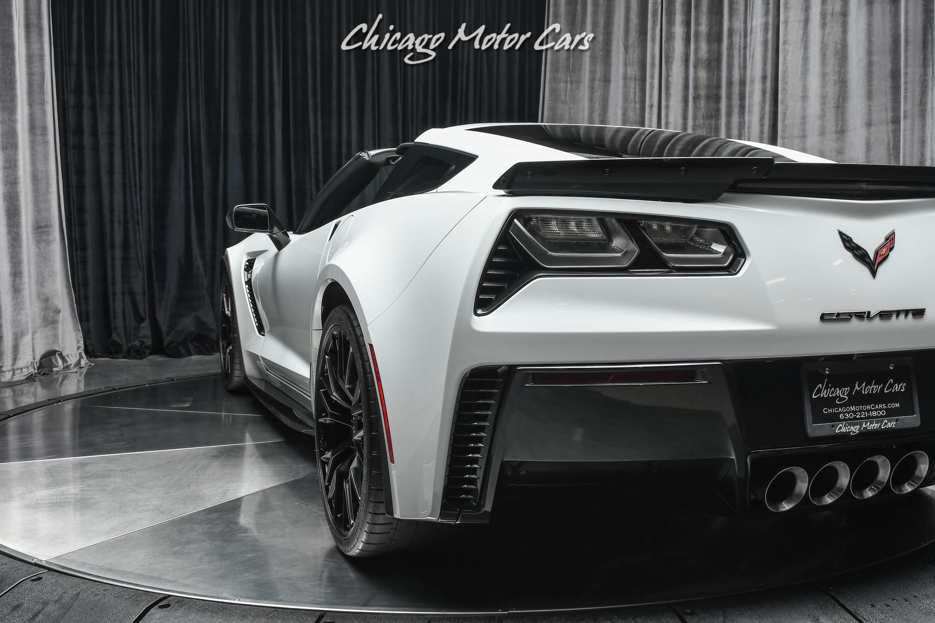 Used-2017-Chevrolet-Corvette-Z06-Low-Miles-8-Speed-Automatic-Carbon-Fiber