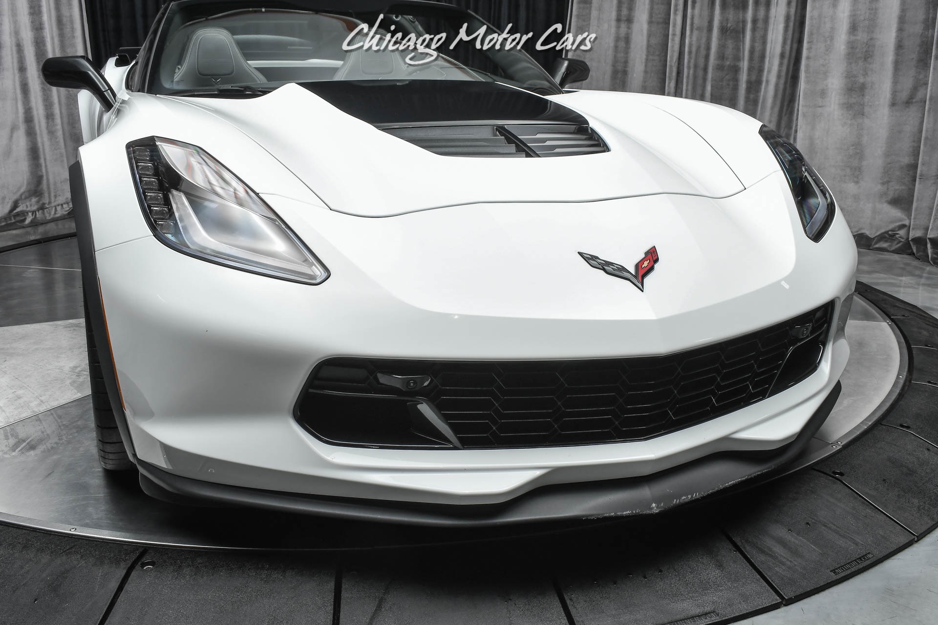 Used-2017-Chevrolet-Corvette-Z06-Low-Miles-8-Speed-Automatic-Carbon-Fiber
