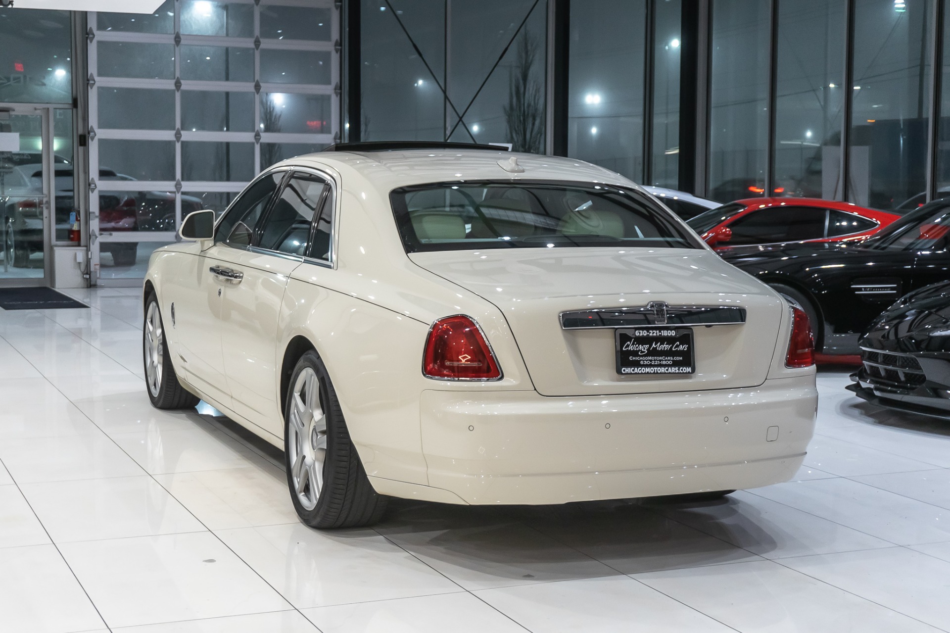 Used-2015-Rolls-Royce-Ghost-DRIVERS-ASST-PKG-PICNIC-TABLES-FULL-PAINT-PROTECTION-FILM-344k-MSRP