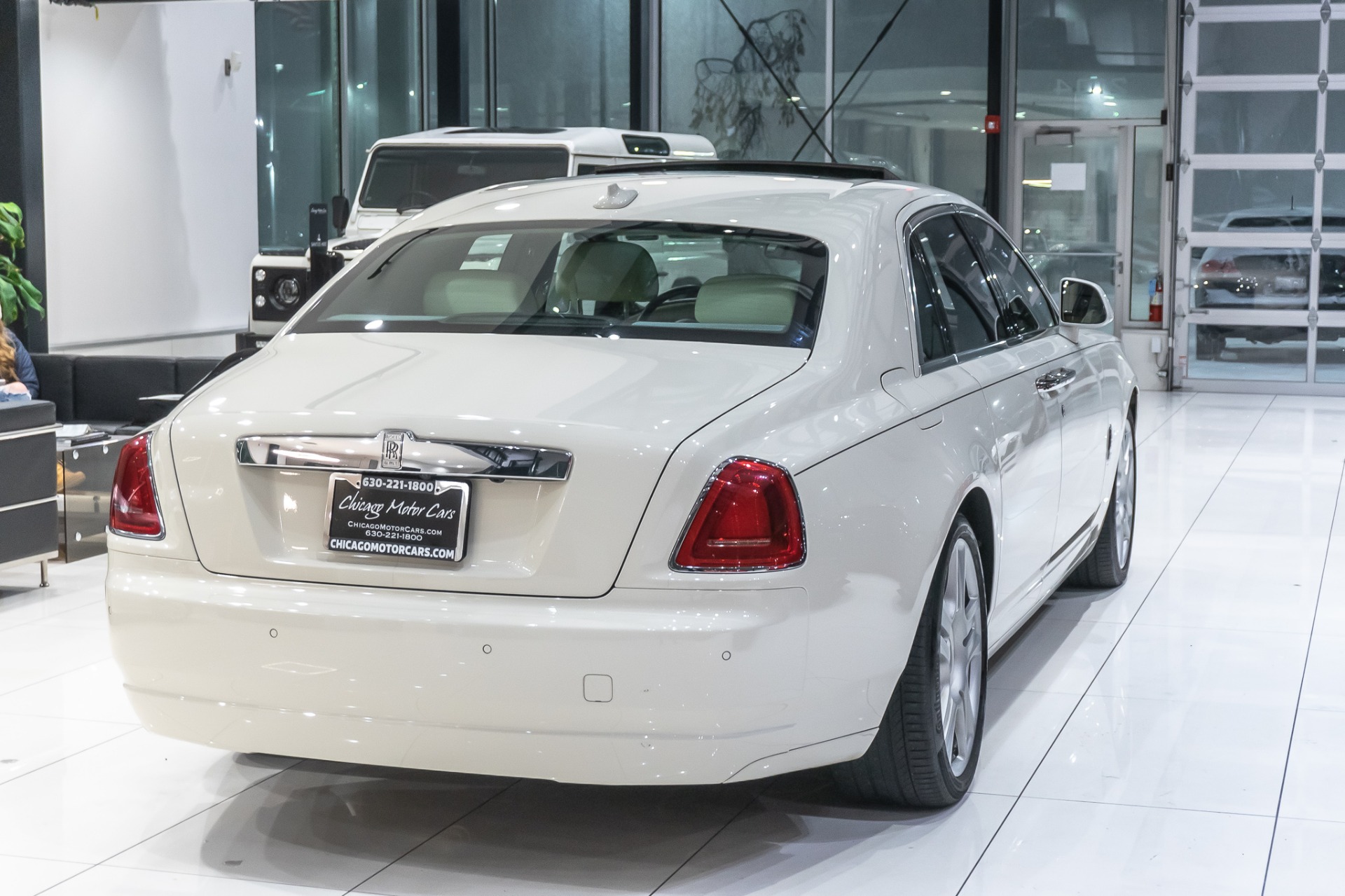 Used-2015-Rolls-Royce-Ghost-DRIVERS-ASST-PKG-PICNIC-TABLES-FULL-PAINT-PROTECTION-FILM-344k-MSRP