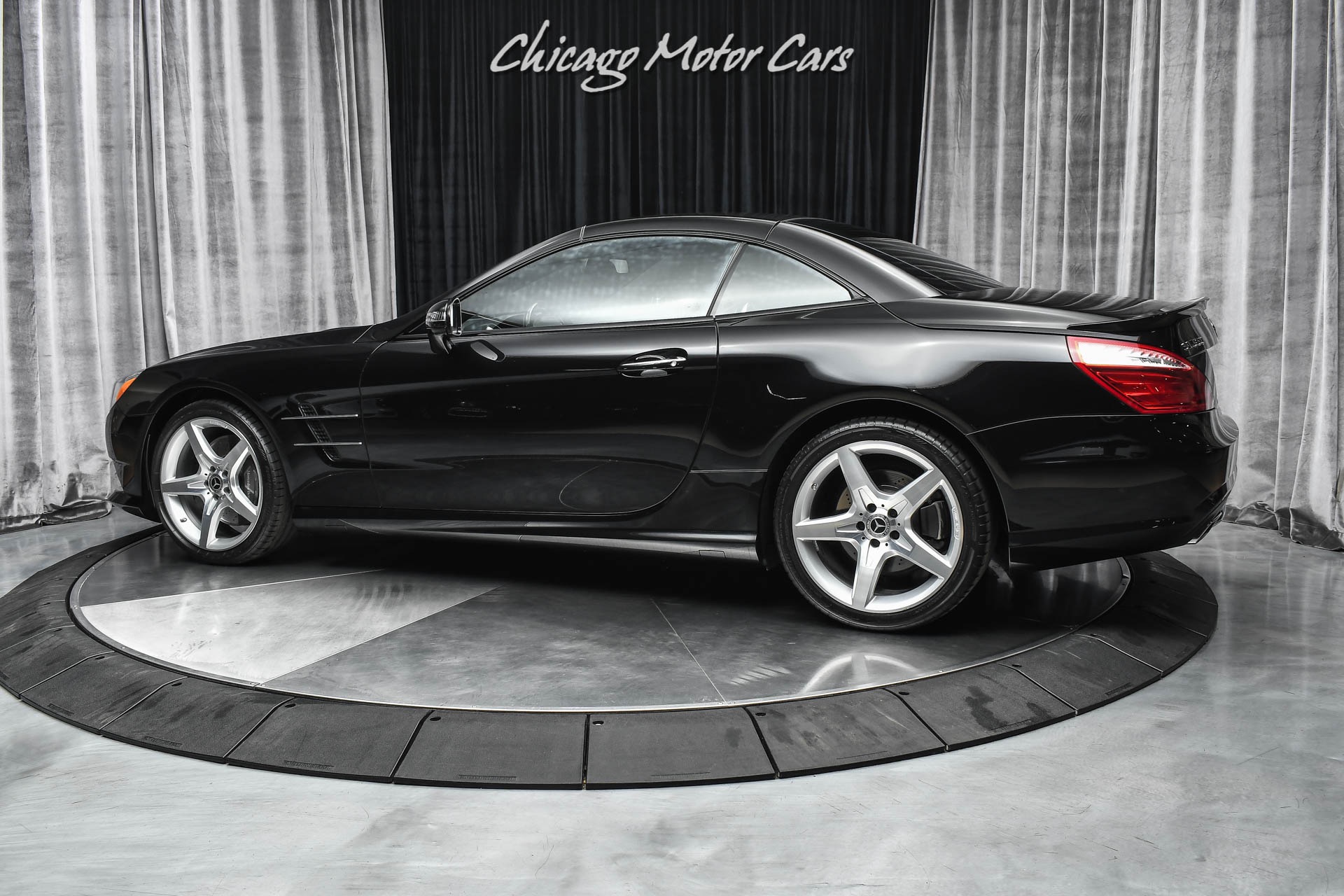 Used-2014-Mercedes-Benz-SL-Class-SL-550