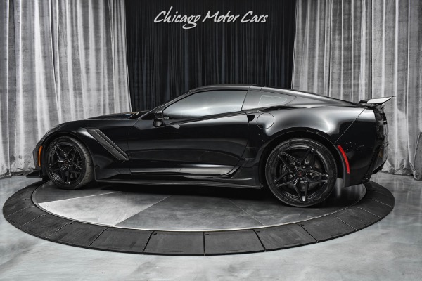 Used-2019-Chevrolet-Corvette-ZR1-ONLY-1500-Miles-Triple-Black-Loaded