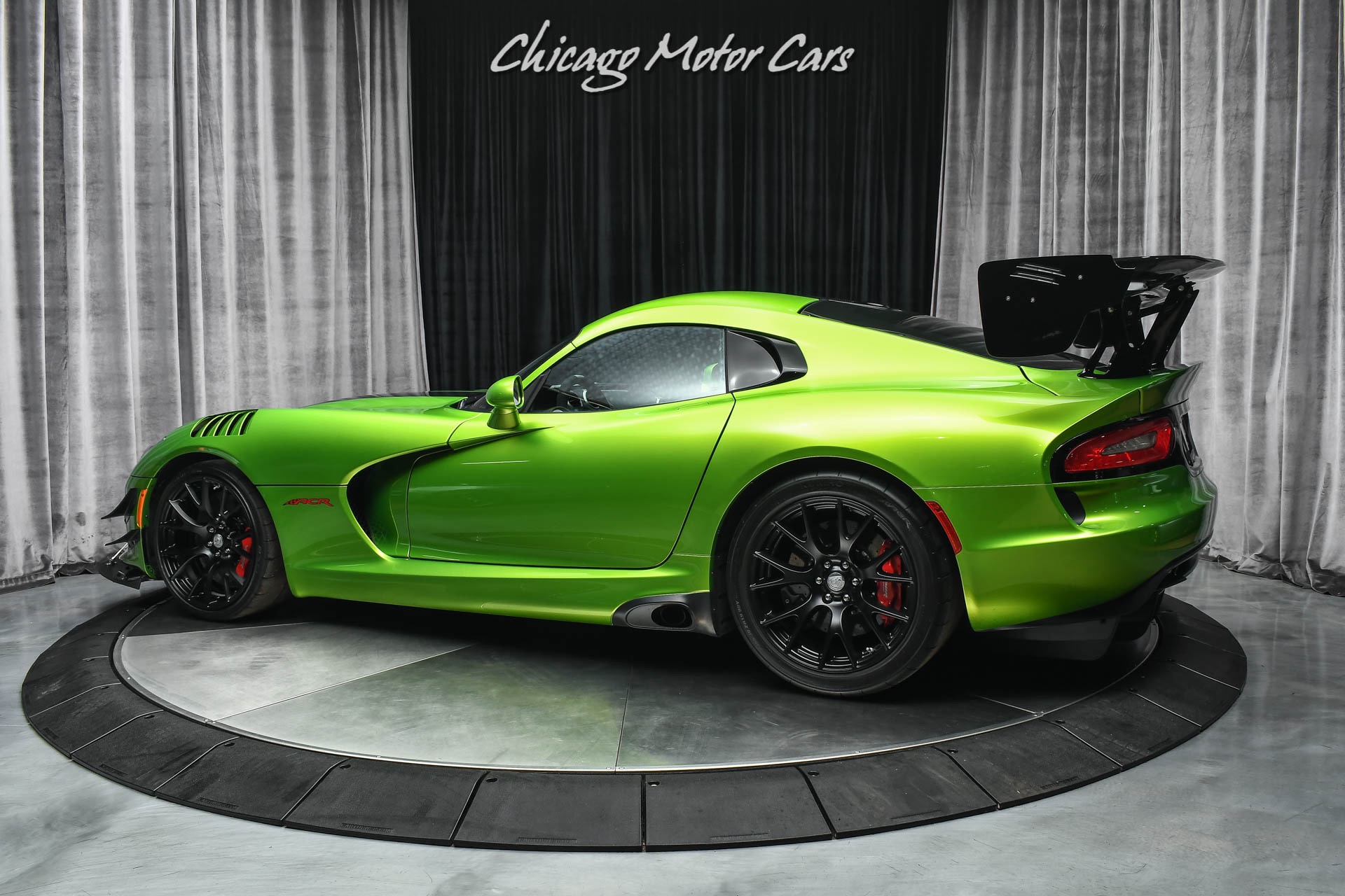 Used-2017-Dodge-Viper-ACR-Extreme-131-Produced-Extremely-Rare-Ceased-Production