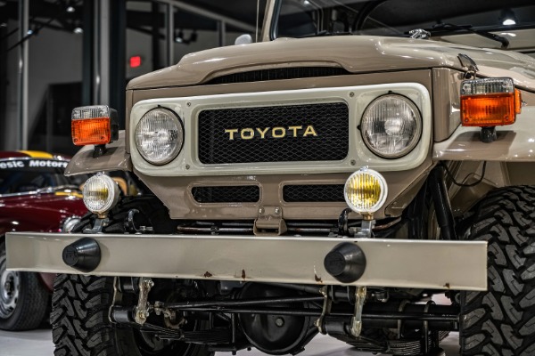 Used-1983-TOYOTA-FJ40-4X4-SUV-ORIGINAL-2F-TOYOTA-ENGINE-MANUAL-TRANSMISSION-NEW-OEM-PARTS