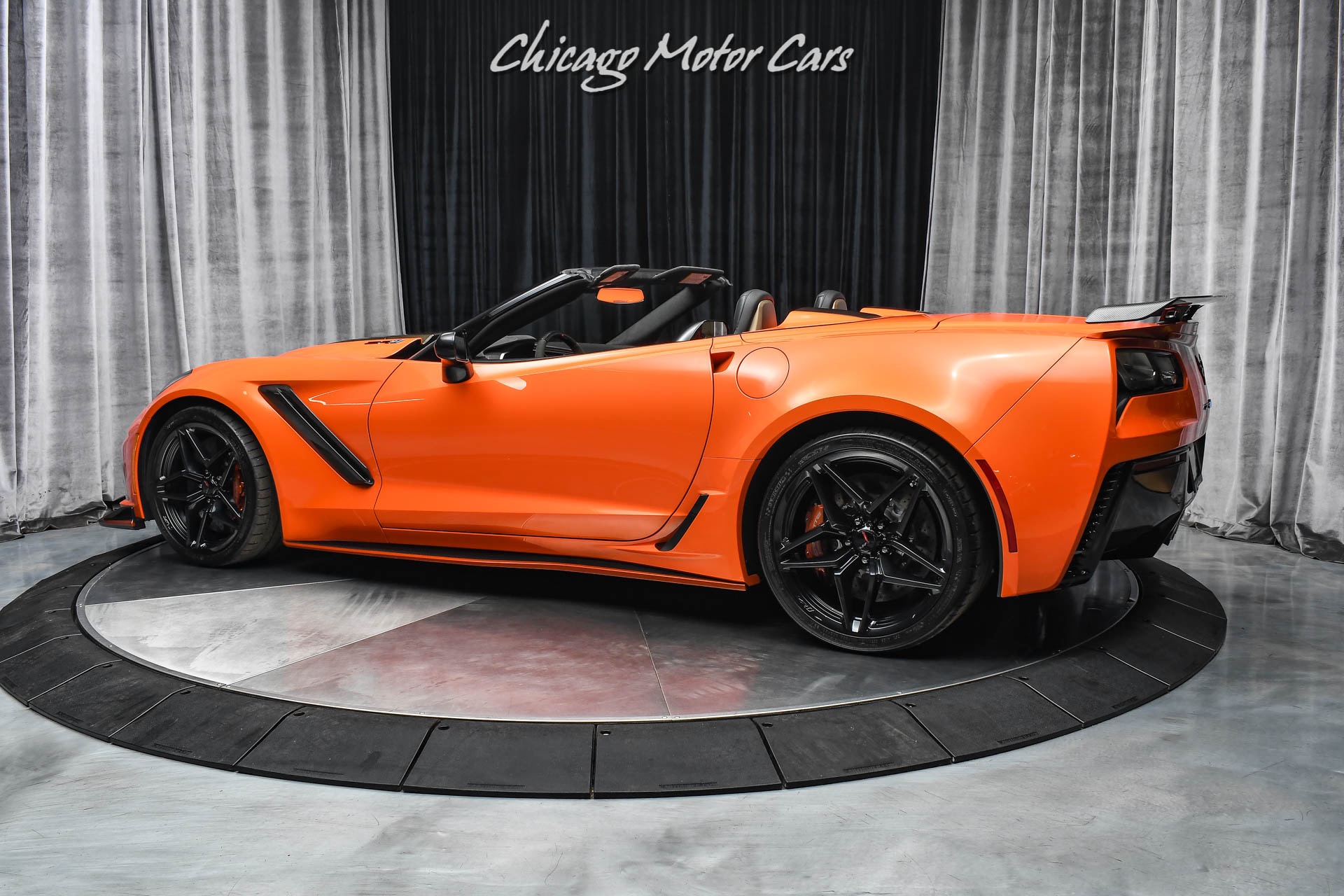 Used-2019-Chevrolet-Corvette-ZR1-Sebring-Orange-Convertible-Competition-Seats-Low-Miles-Loaded