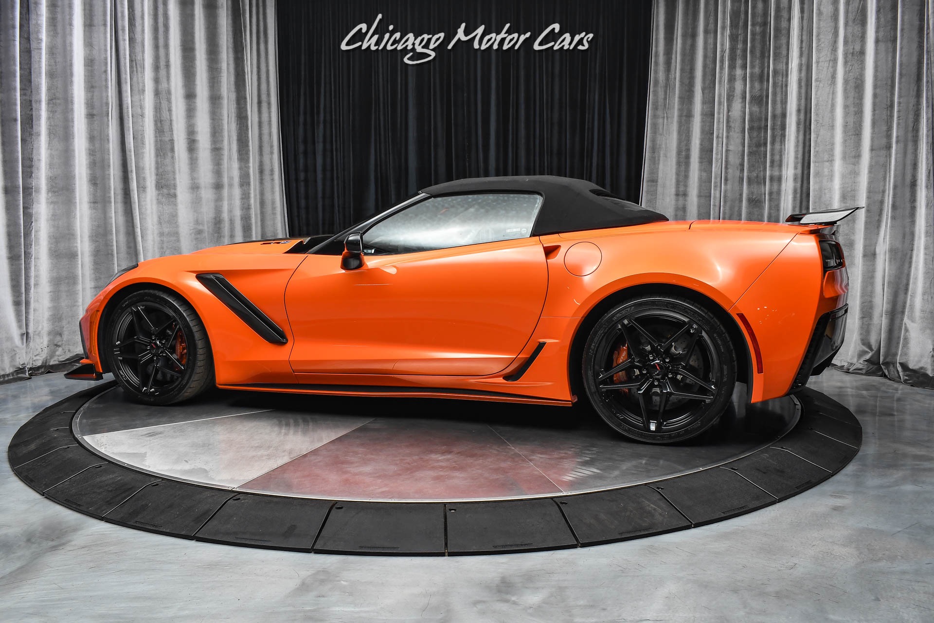 Used-2019-Chevrolet-Corvette-ZR1-Sebring-Orange-Convertible-Competition-Seats-Low-Miles-Loaded