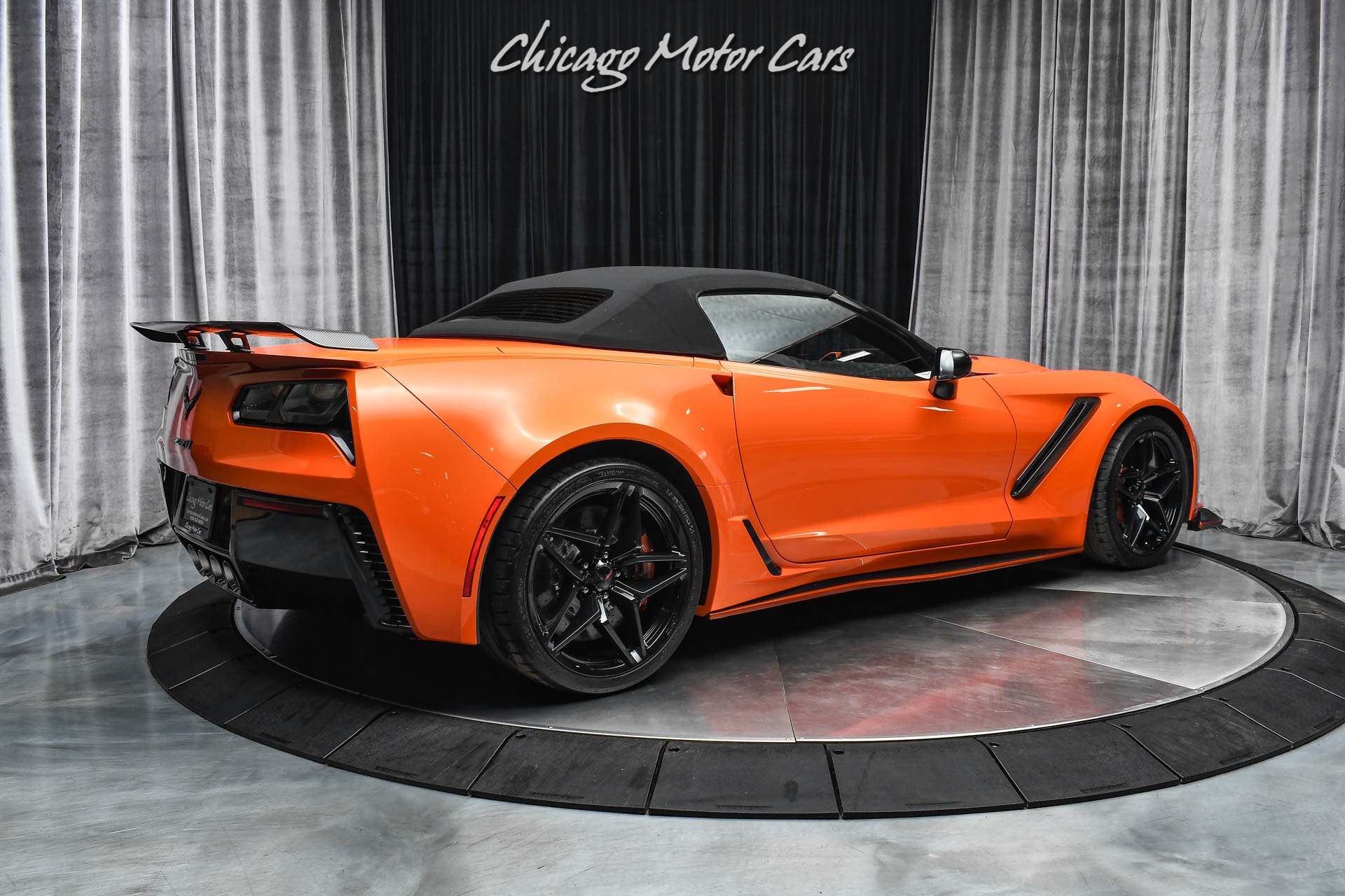 Used-2019-Chevrolet-Corvette-ZR1-Sebring-Orange-Convertible-Competition-Seats-Low-Miles-Loaded