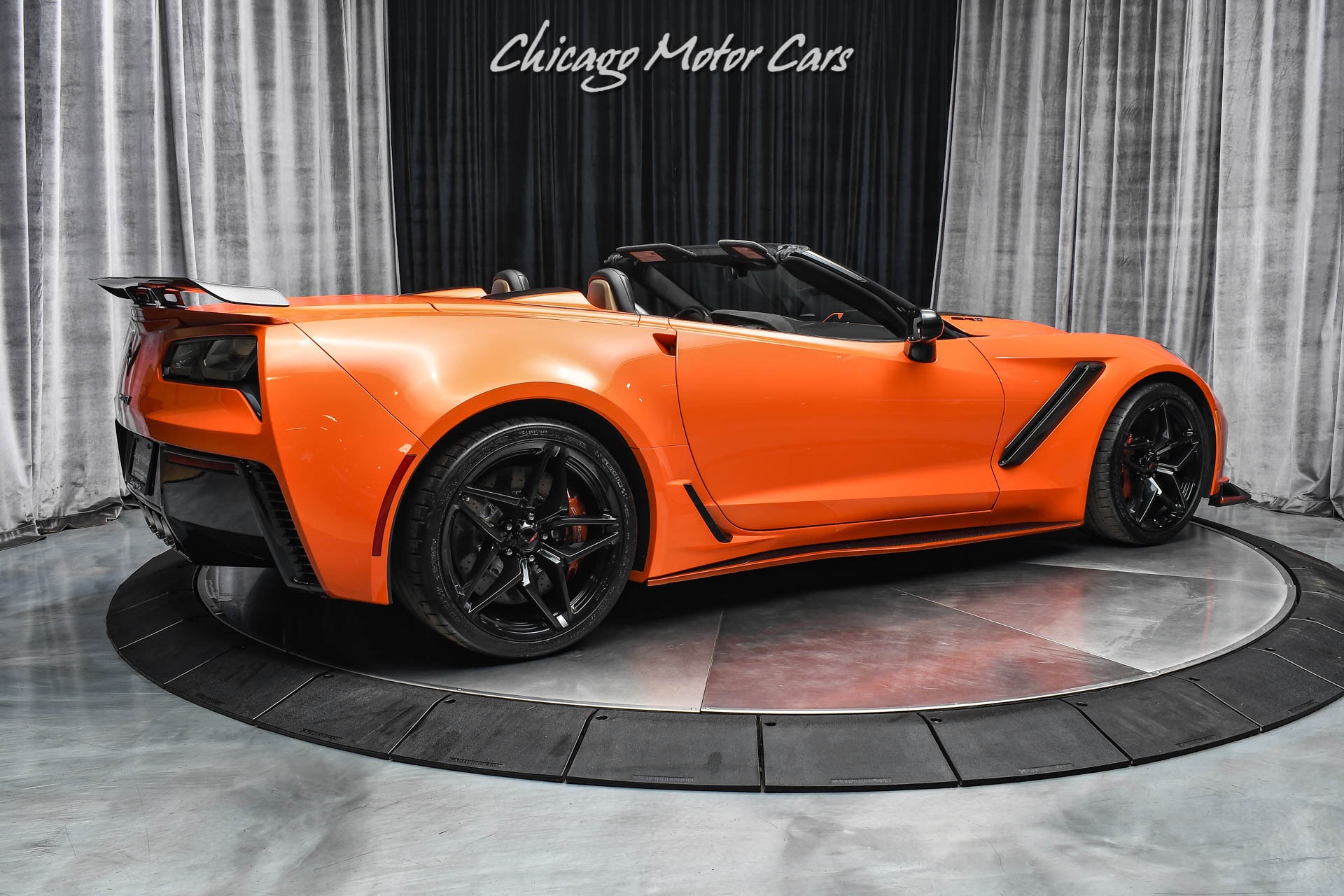 Used-2019-Chevrolet-Corvette-ZR1-Sebring-Orange-Convertible-Competition-Seats-Low-Miles-Loaded