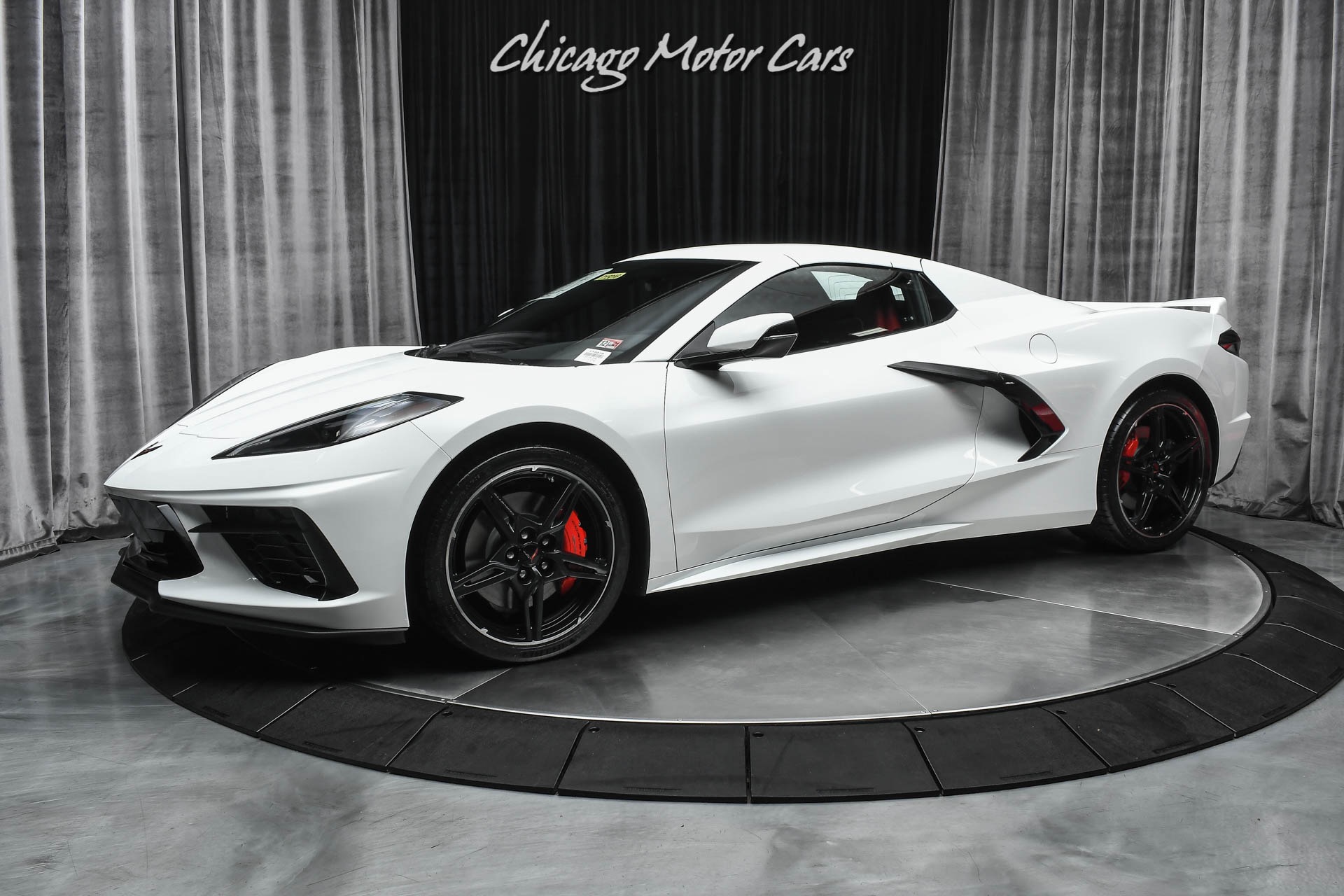 Used-2021-Chevrolet-Corvette-Stingray-Z51-Convertible-Gorgeous-White-on-Red-Z51-Package