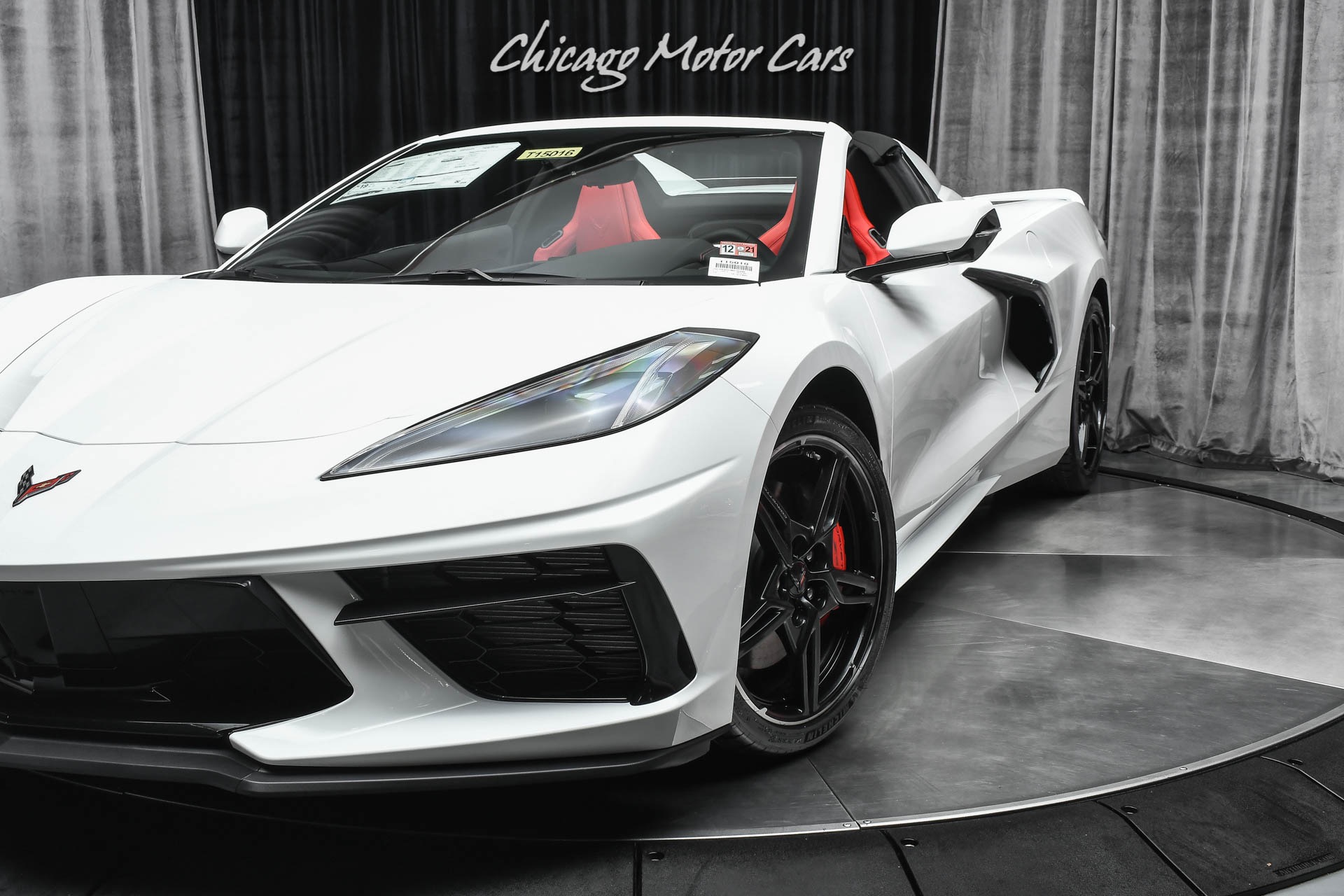 Used-2021-Chevrolet-Corvette-Stingray-Z51-Convertible-Gorgeous-White-on-Red-Z51-Package