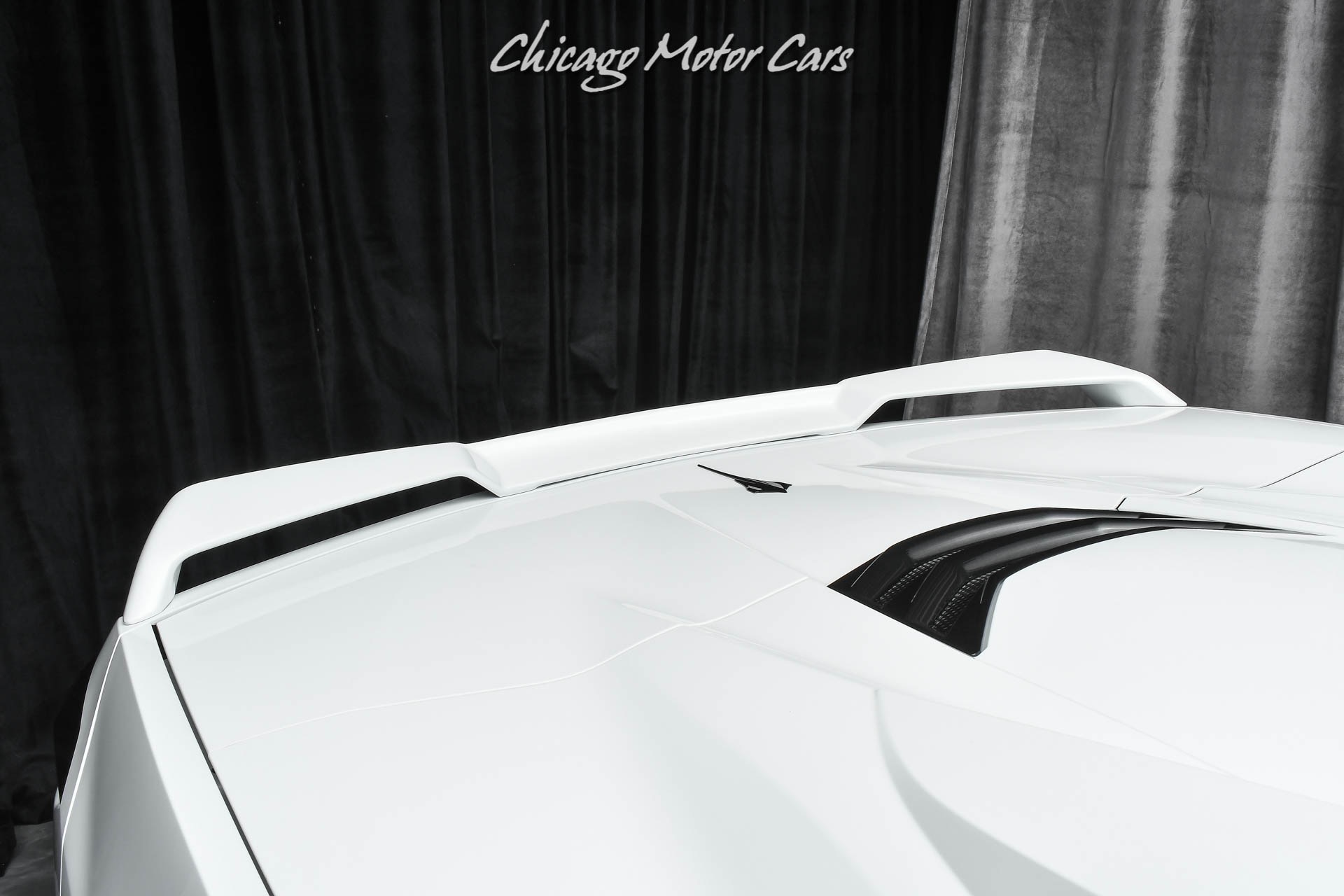 Used-2021-Chevrolet-Corvette-Stingray-Z51-Convertible-Gorgeous-White-on-Red-Z51-Package