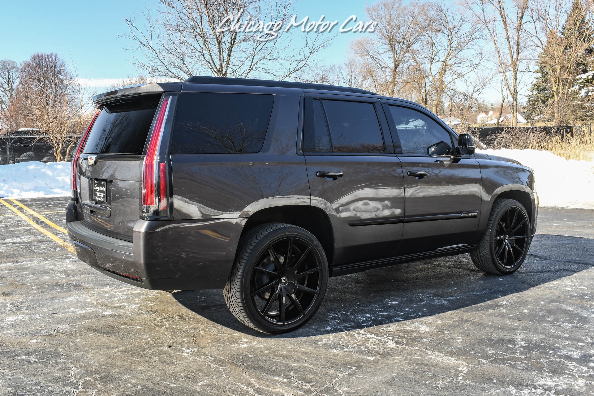 Used-2018-Cadillac-Escalade-Platinum-4WD-98kMSRP-24-Lexani-Upgraded-Wheels