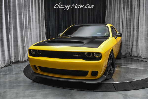 Used 2017 Dodge Challenger SRT Hellcat Coupe 6,600 MILES! 8-SPEED AUTO! 850WHP! for sale Sold at Chicago Motor Cars in West Chicago IL 60185 2