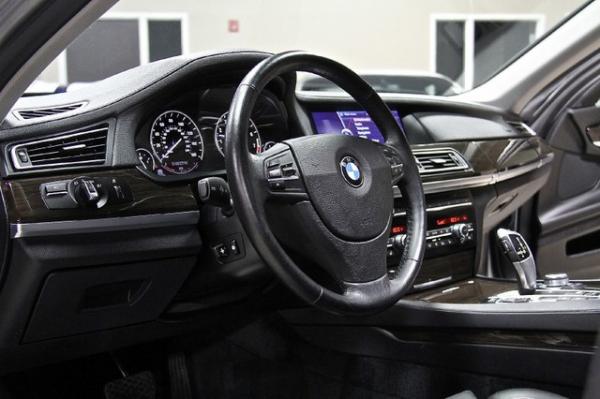 New-2011-BMW-750i-xDrive-AWD