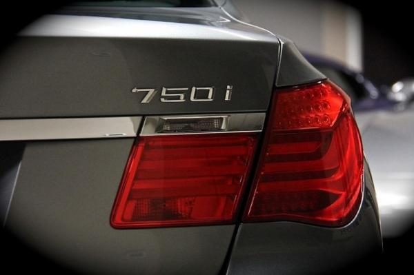 New 2011 BMW 750i xDrive AWD for sale Sold at Chicago Motor Cars in West Chicago IL 60185 5