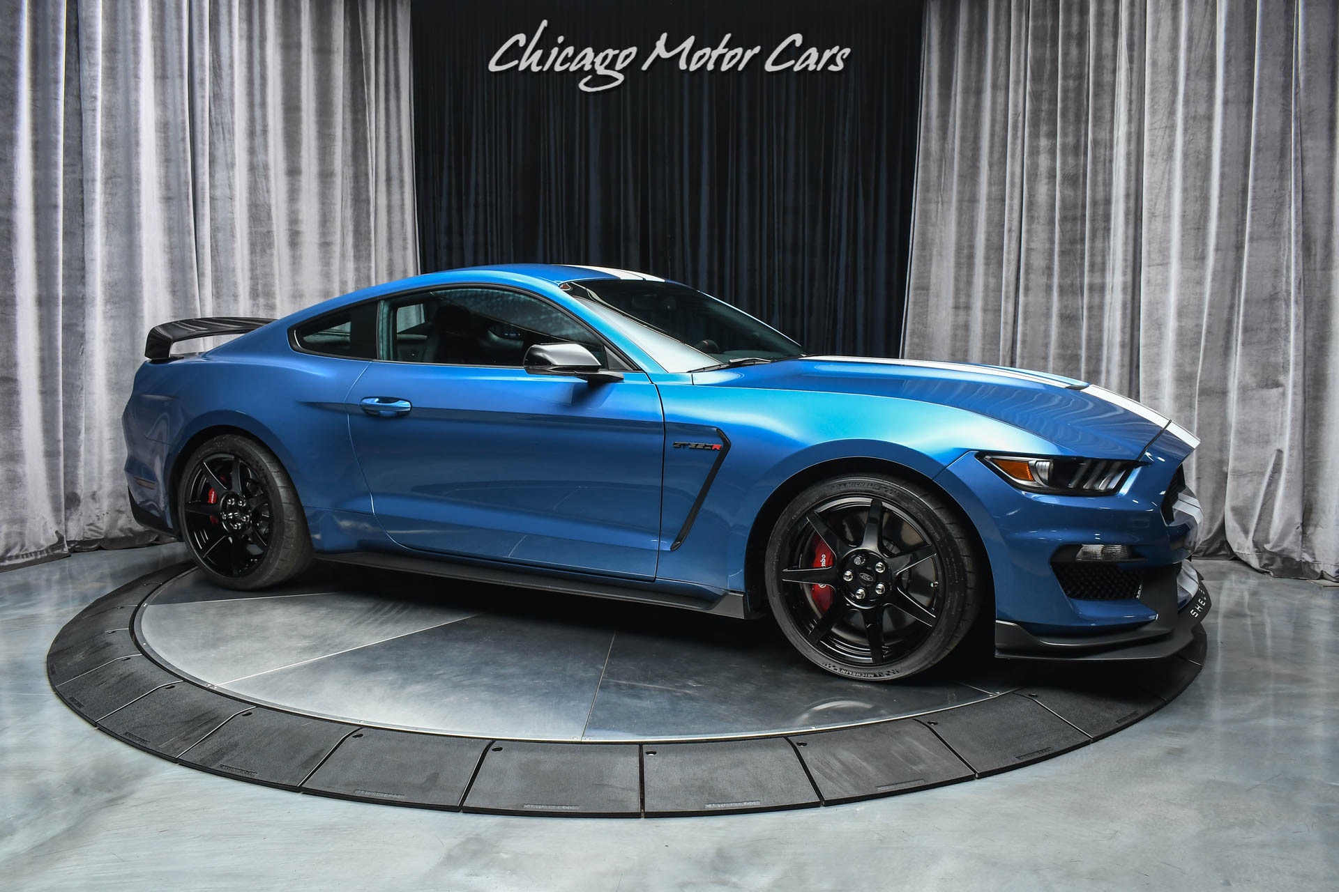 Used-2019-Ford-Mustang-Shelby-GT350R-Low-Miles-6-Speed-Manual-Electronics-Package