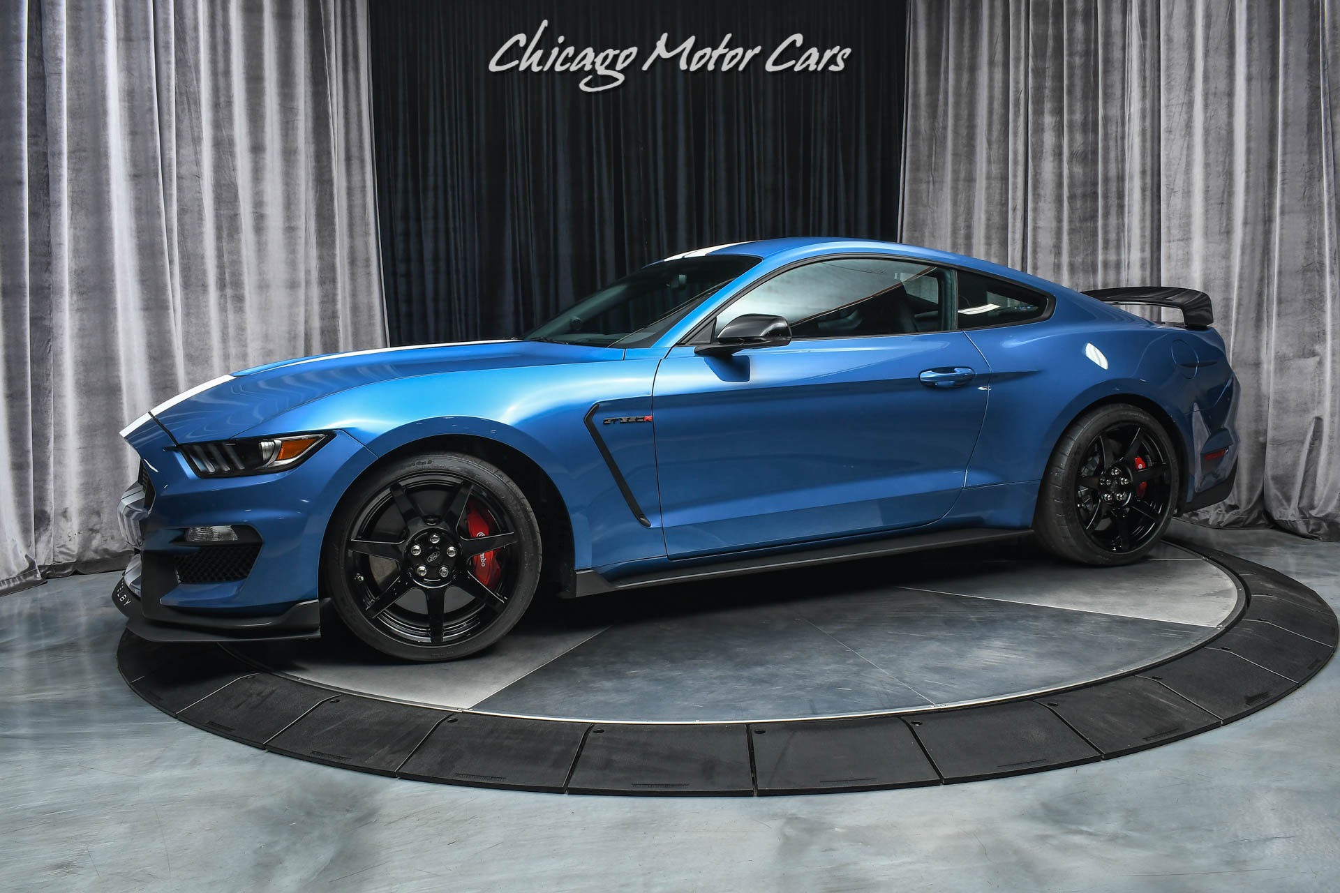 Used-2019-Ford-Mustang-Shelby-GT350R-Low-Miles-6-Speed-Manual-Electronics-Package