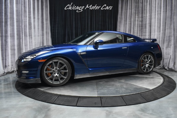 Used 2014 Nissan GT-R Premium Extremely Low Miles! Completely Unmodded and Fully Stock! for sale Sold at Chicago Motor Cars in West Chicago IL 60185 1