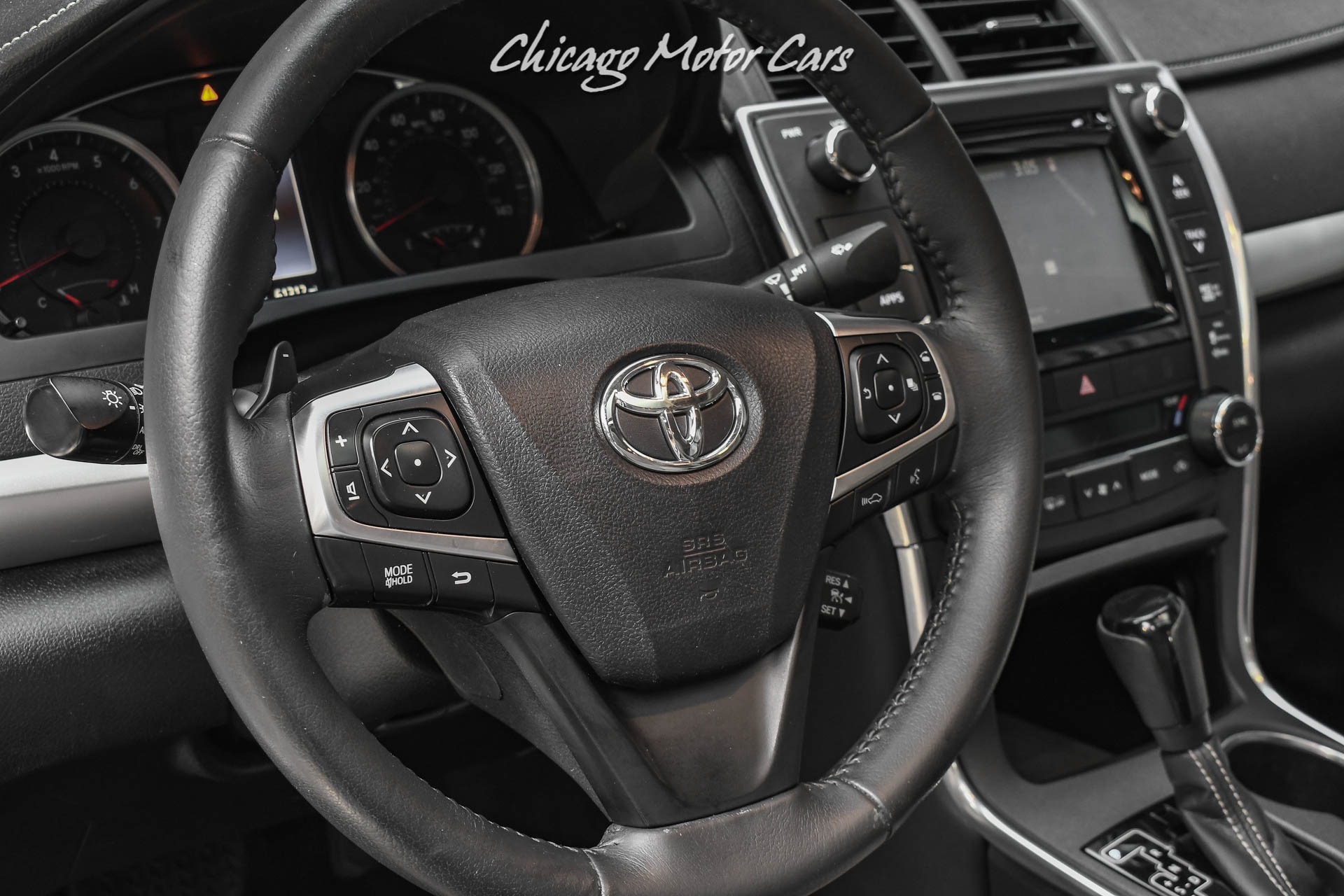 Used-2015-Toyota-Camry-XSE-V6-Navigation-JBL-Upgraded-Audio-Technology-Package