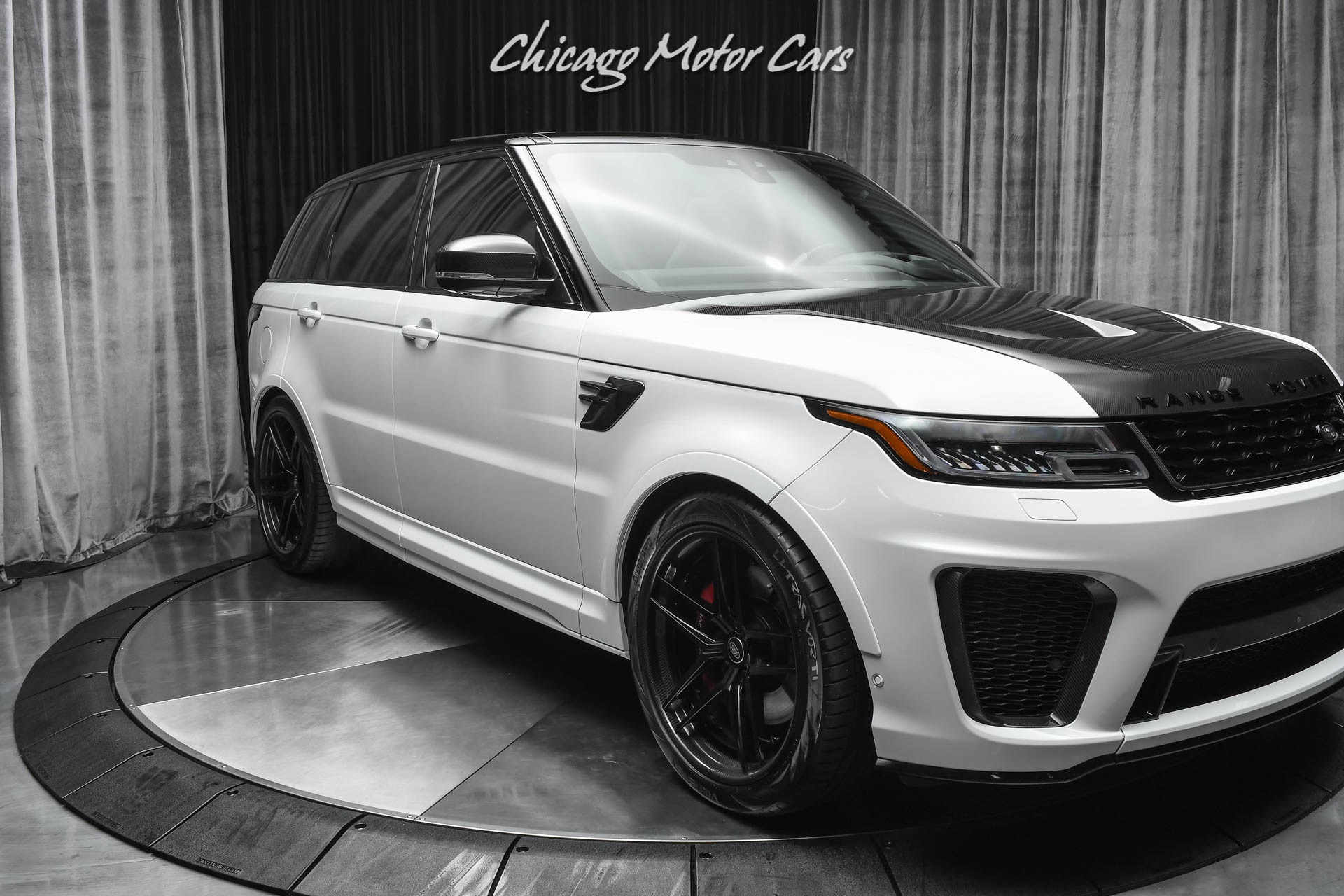 Used-2019-Land-Rover-Range-Rover-Sport-SVR-Original-MSRP-139709-Carbon-Fiber-Everywhere-LOADED-STUNNING