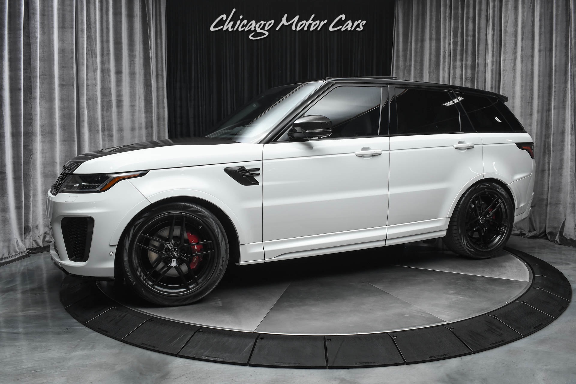 Used-2019-Land-Rover-Range-Rover-Sport-SVR-Original-MSRP-139709-Carbon-Fiber-Everywhere-LOADED-STUNNING