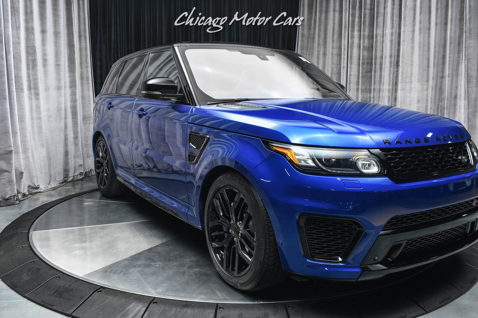 Used-2015-Land-Rover-Range-Rover-Sport-SVR-Loaded-with-Carbon-Fiber-Rare-Color-Combo-Adaptive-Cruise-Control