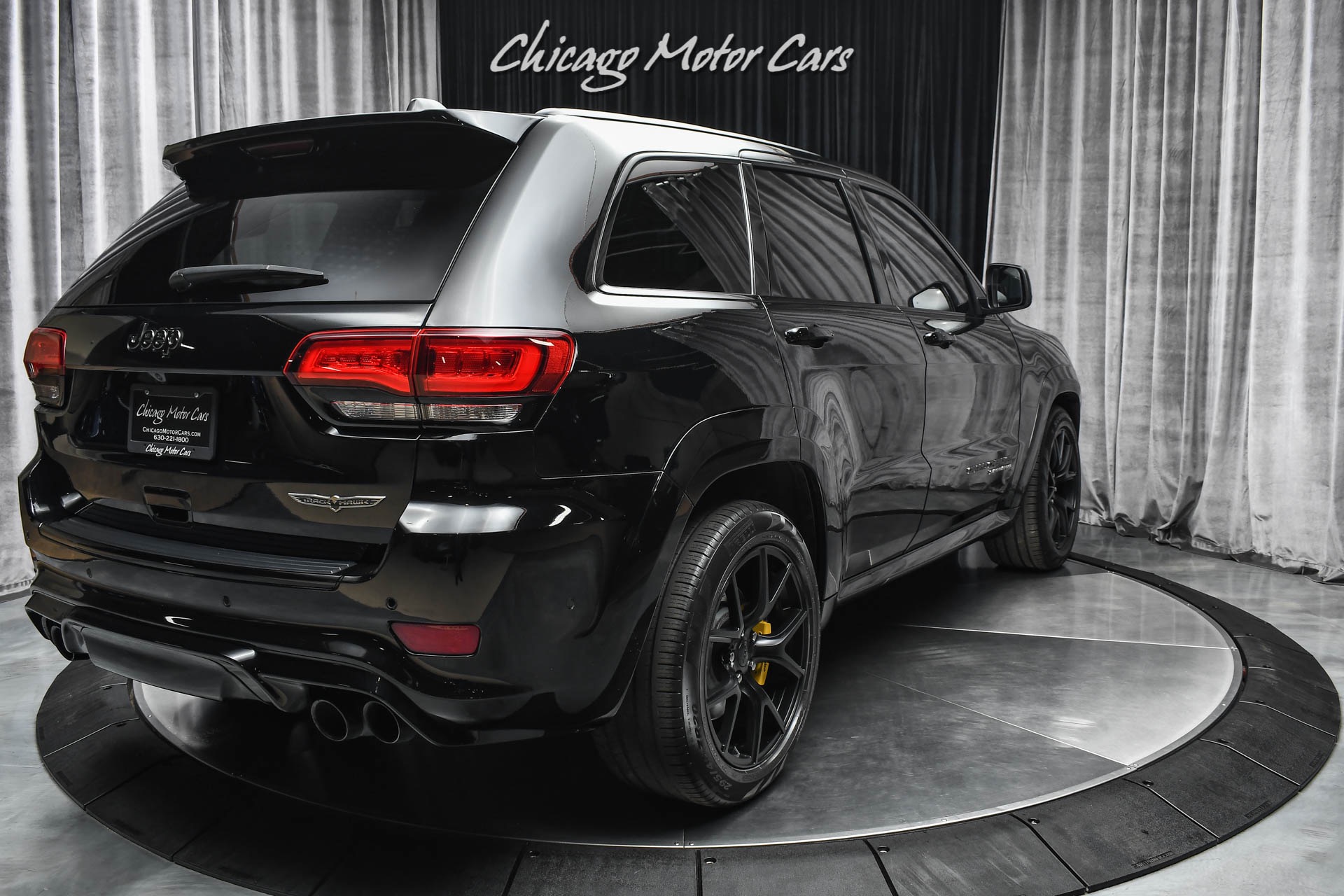 Used-2018-Jeep-Grand-Cherokee-Trackhawk-SUV-REAR-SEAT-ENTERTAINMENT-SIGNATURE-INTERIOR-29K-MILES