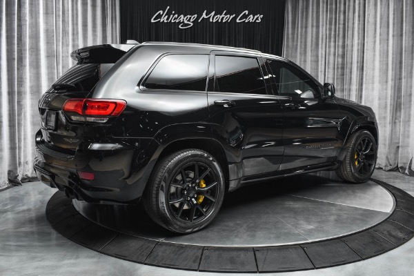 Used 2018 Jeep Grand Cherokee Trackhawk SUV REAR SEAT ENTERTAINMENT! SIGNATURE INTERIOR! 29K MILES! for sale Sold at Chicago Motor Cars in West Chicago IL 60185 5
