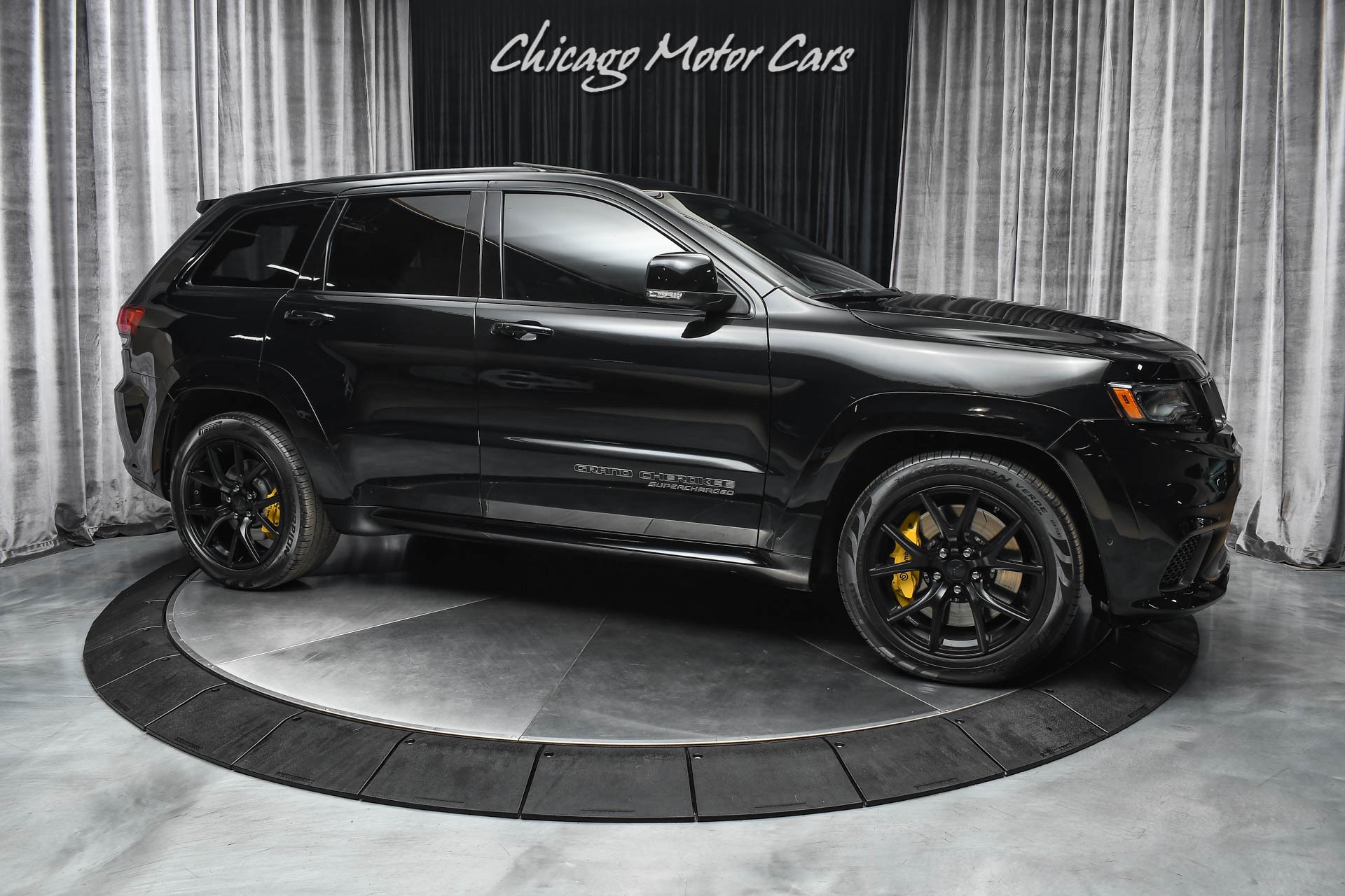 Used-2018-Jeep-Grand-Cherokee-Trackhawk-SUV-REAR-SEAT-ENTERTAINMENT-SIGNATURE-INTERIOR-29K-MILES