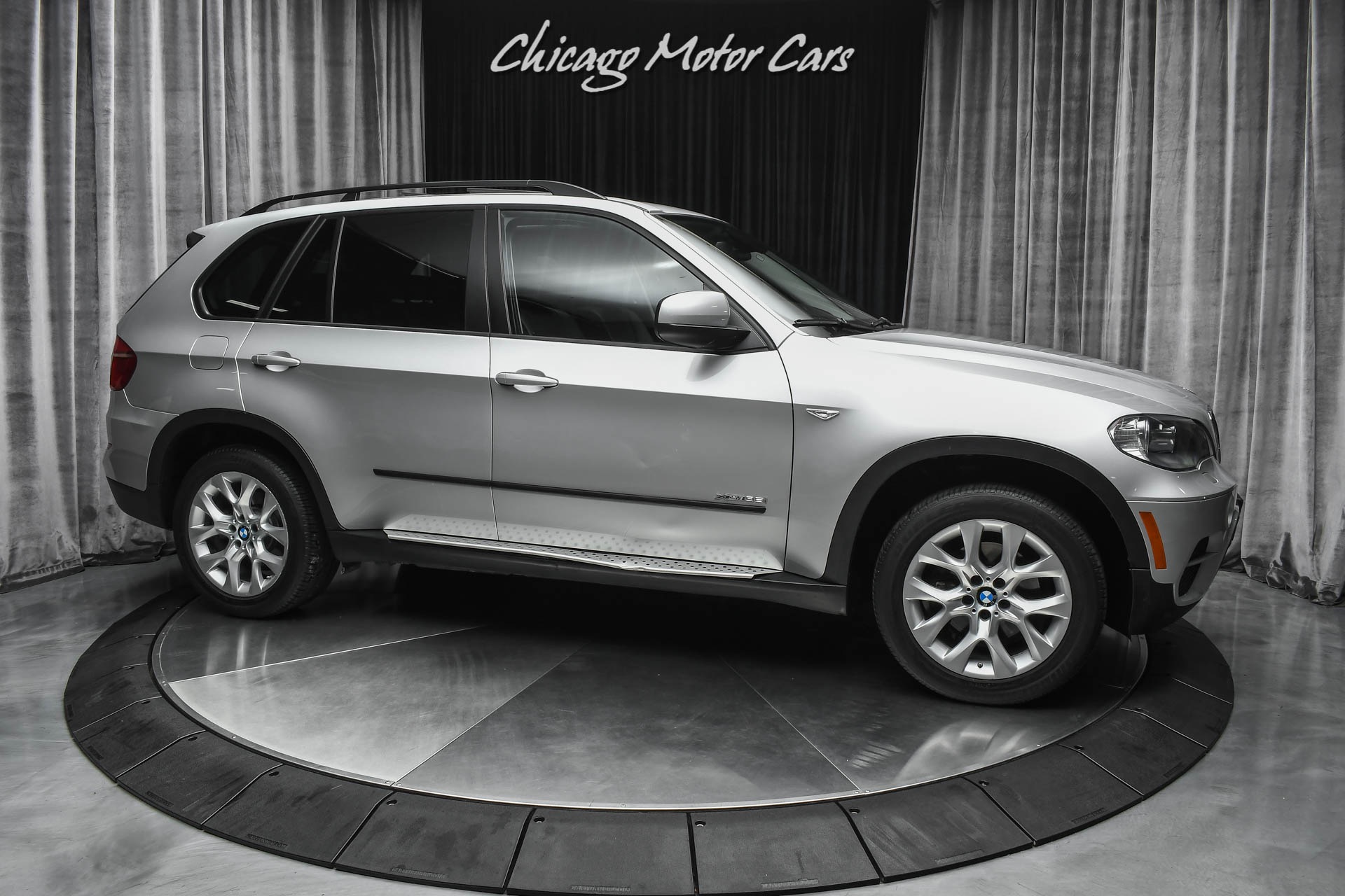 Used-2011-BMW-X5-xDrive35i-Sport-Activity-Third-Row-Seating-Cold-Weather-Package