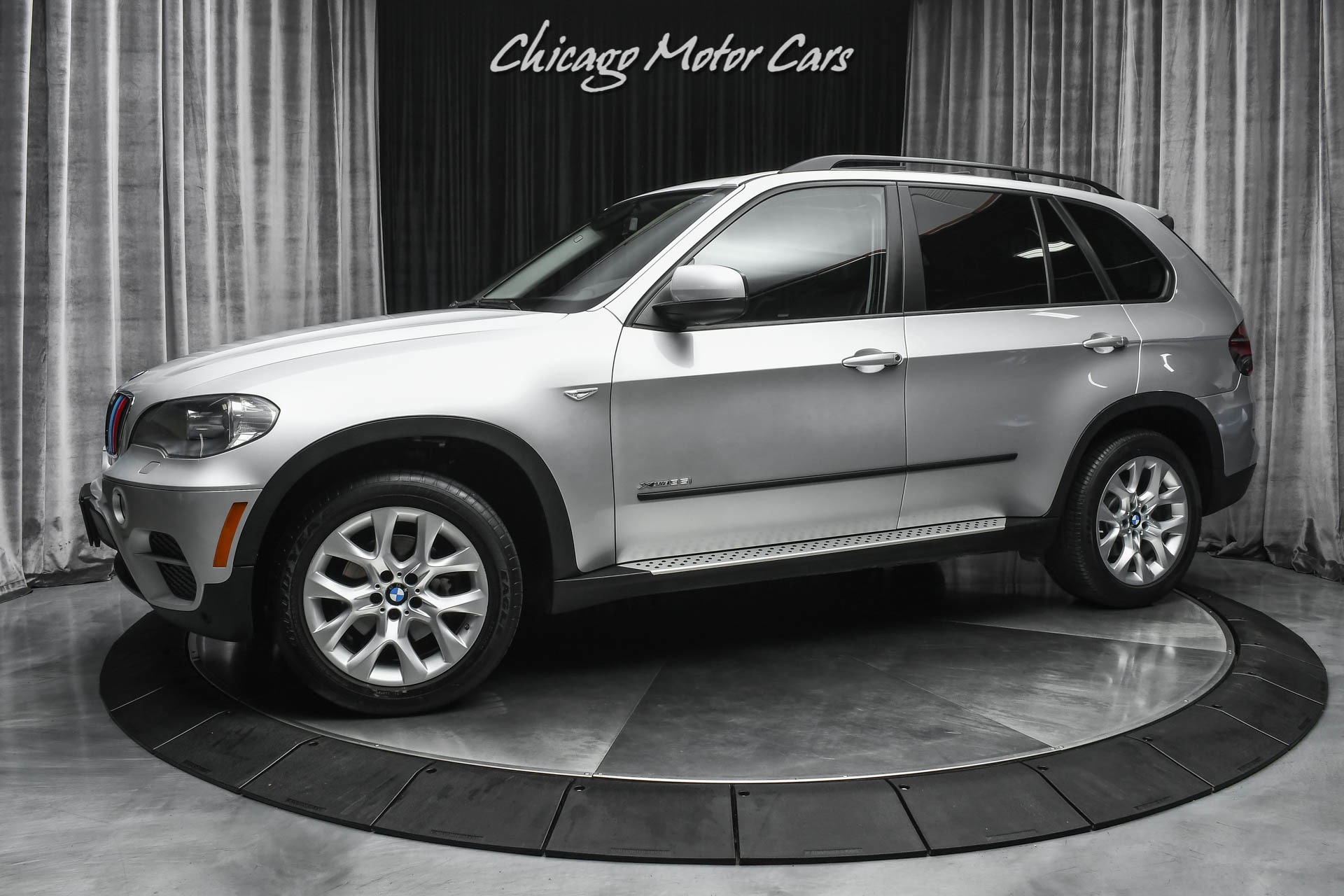 Used-2011-BMW-X5-xDrive35i-Sport-Activity-Third-Row-Seating-Cold-Weather-Package