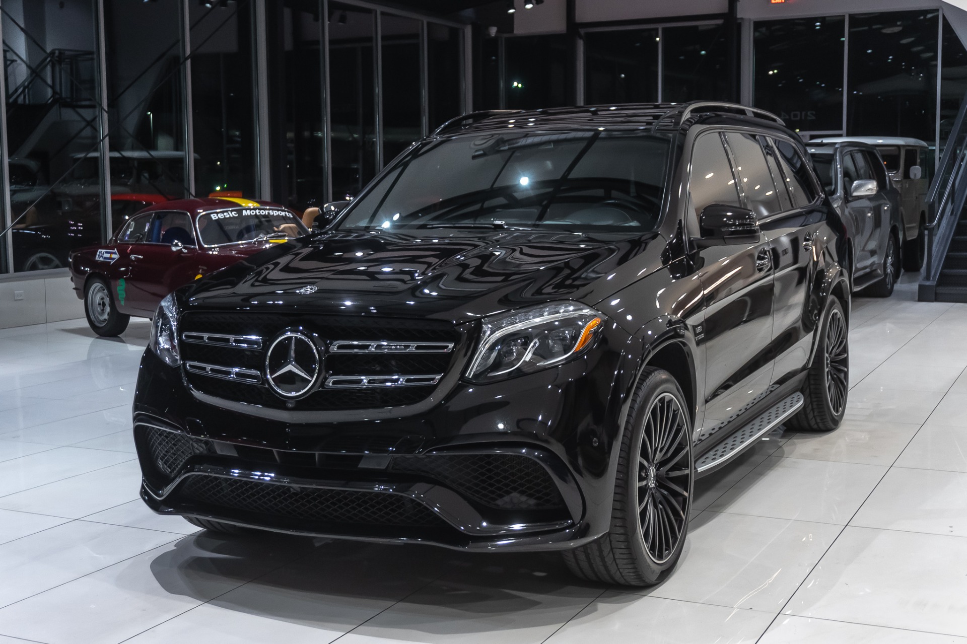 Used-2018-Mercedes-Benz-GLS63-AMG-SUV-NIGHT-STYLING-PKG-22-INCH-WHEELS-129990-MSRP